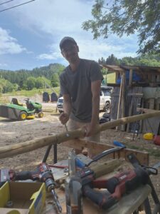 Vorbereitung TipiStangen